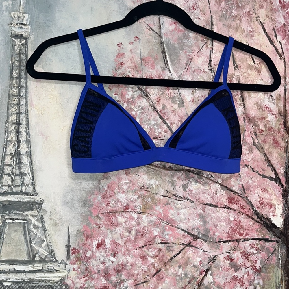 Calvin Klein Triangle Clasp Back Blue w Black Trim Bikini Swim Suit Top sz S EUC